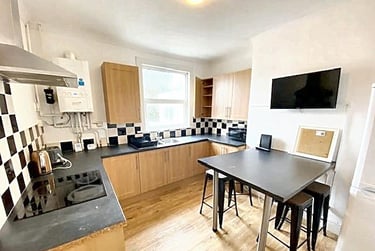 3 bed house, West Hill Road, Mutley, Plymouth, PL47LF - Image 3